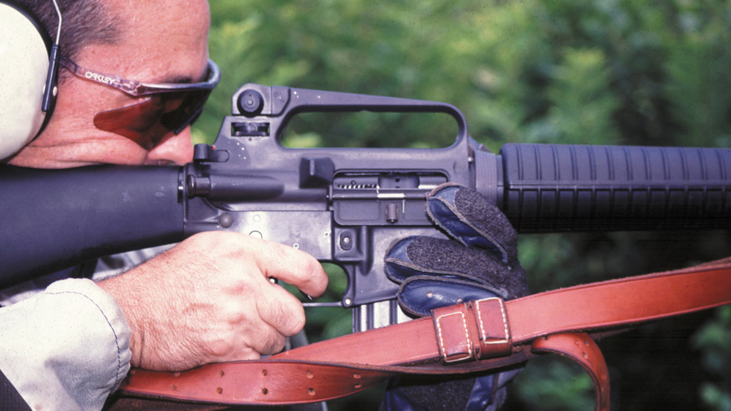 ar15_service-sights-lead.jpg